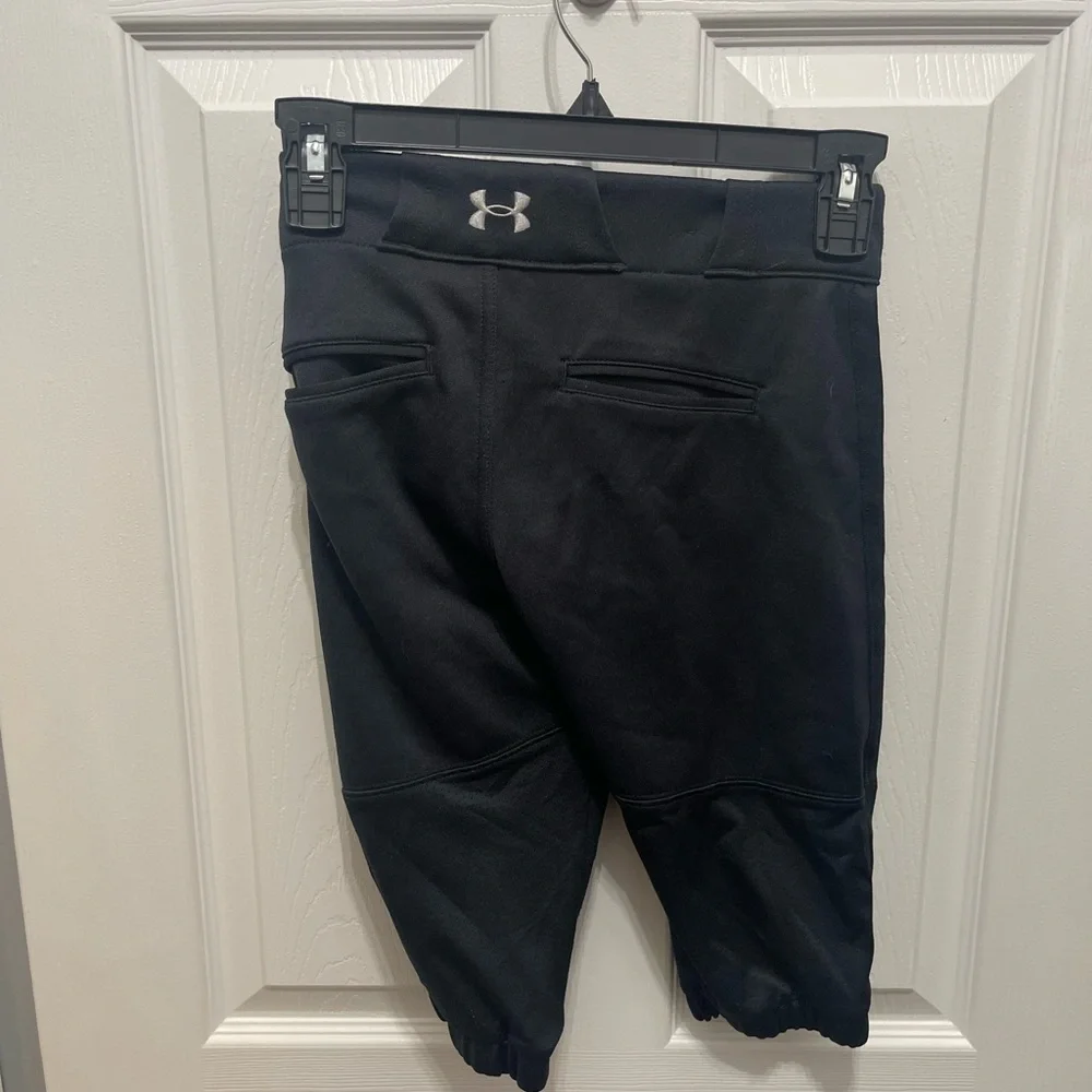 Football shorts under Armour youth small black - Picture 7 of 10